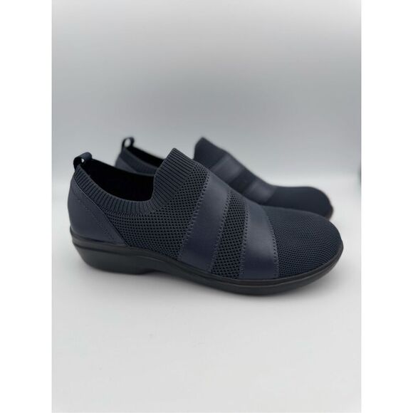 Clarks Collection Womens Navy Blue Sashlyn Edge Slip On Shoes Size 9 - Picture 1 of 8